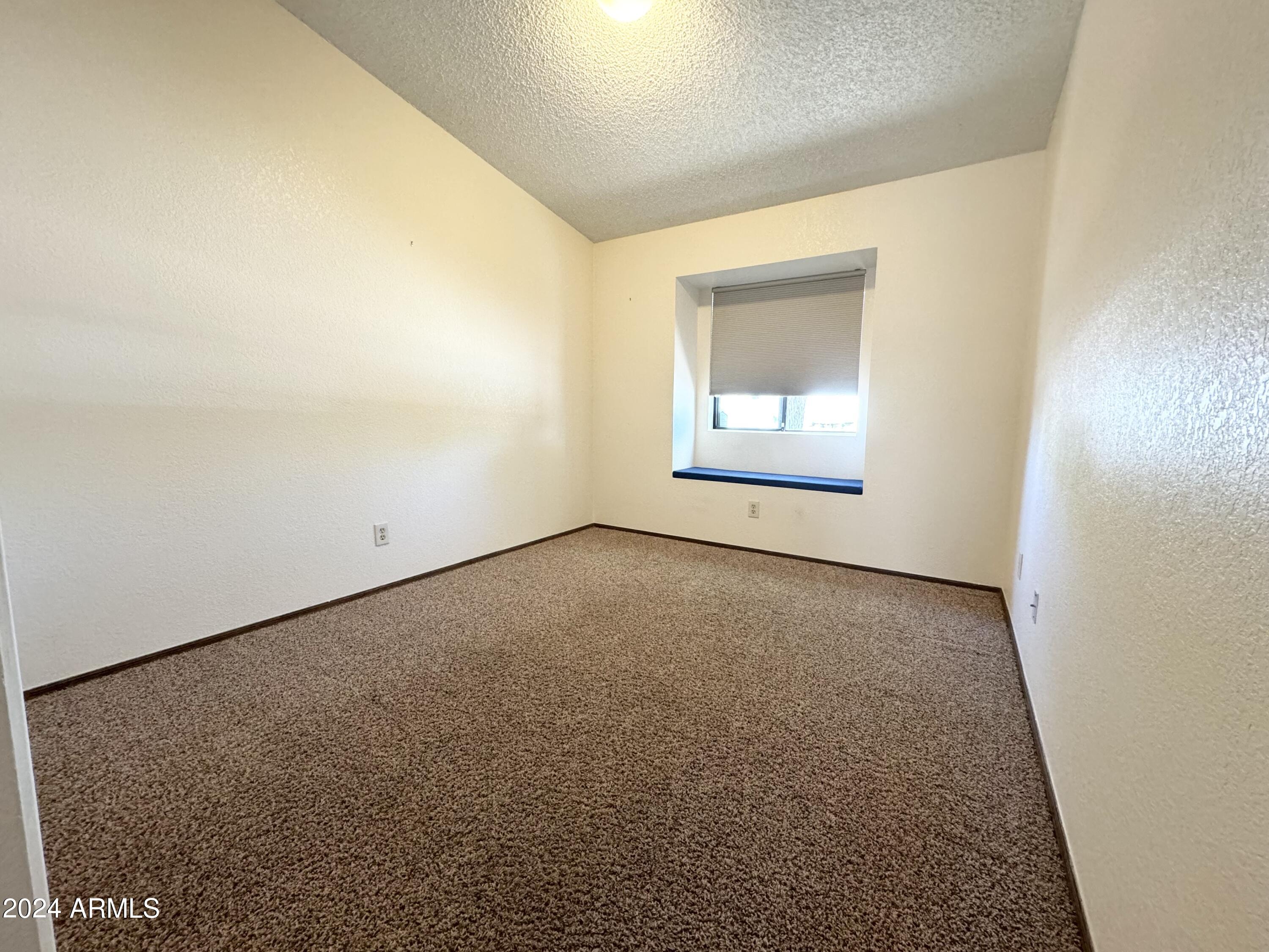 MISSION HILLS ESTATES - Residential