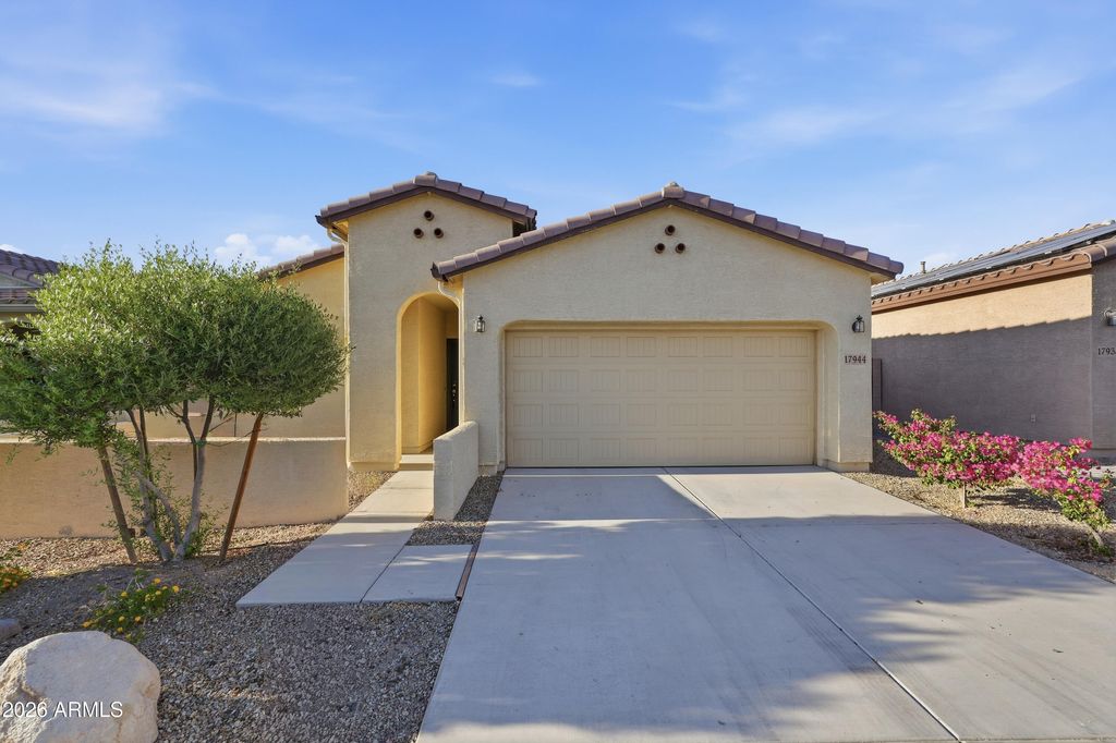 Photo of 17944 W Cedarwood Lane, Goodyear, AZ 85338 (MLS # 7006266)