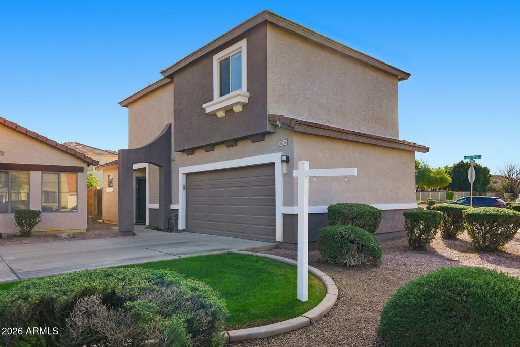 Photo of 1273 S Boulder Street #A, Gilbert, AZ 85296 (MLS # 6973058)