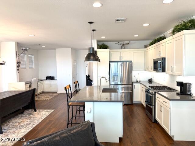 357 E LAS PUERTAS Lane