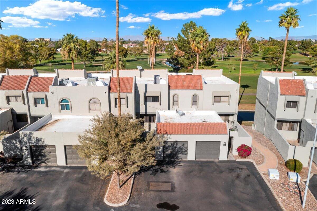 2524 S EL PARADISO -- 50