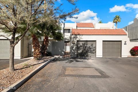 2524 S EL PARADISO -- 50 Mesa AZ 85202