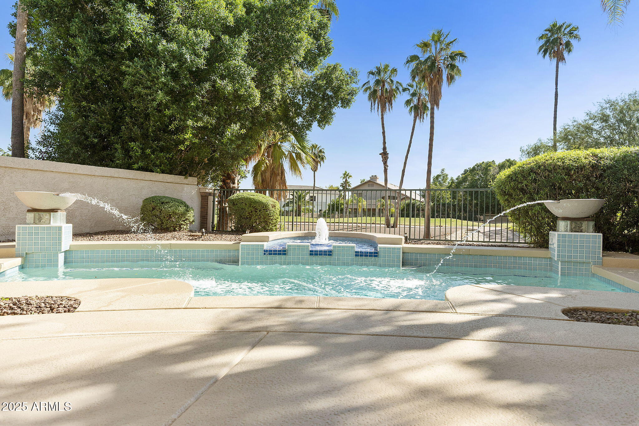 5839 W DEL LAGO Circle