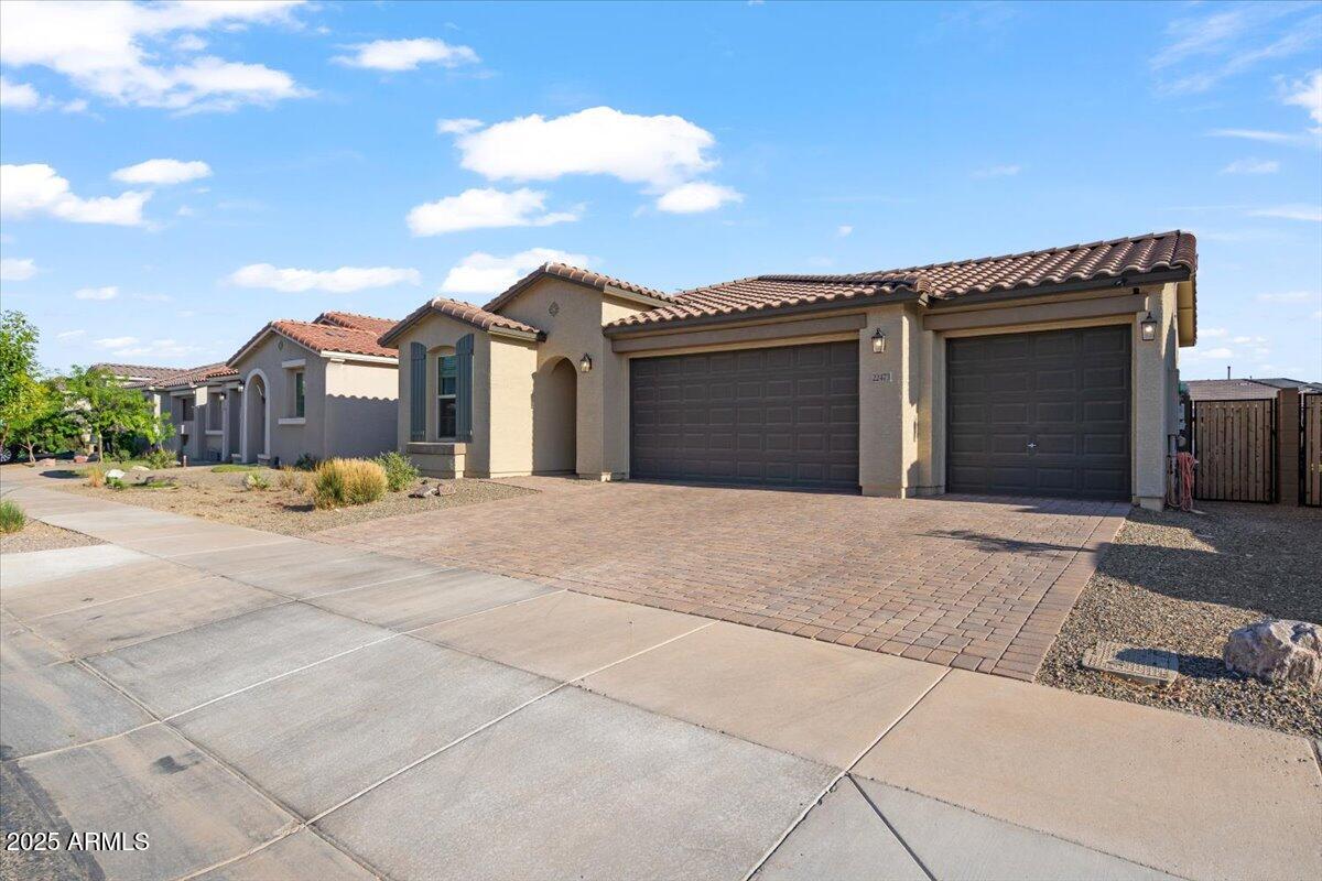 22473 E TWILIGHT Drive