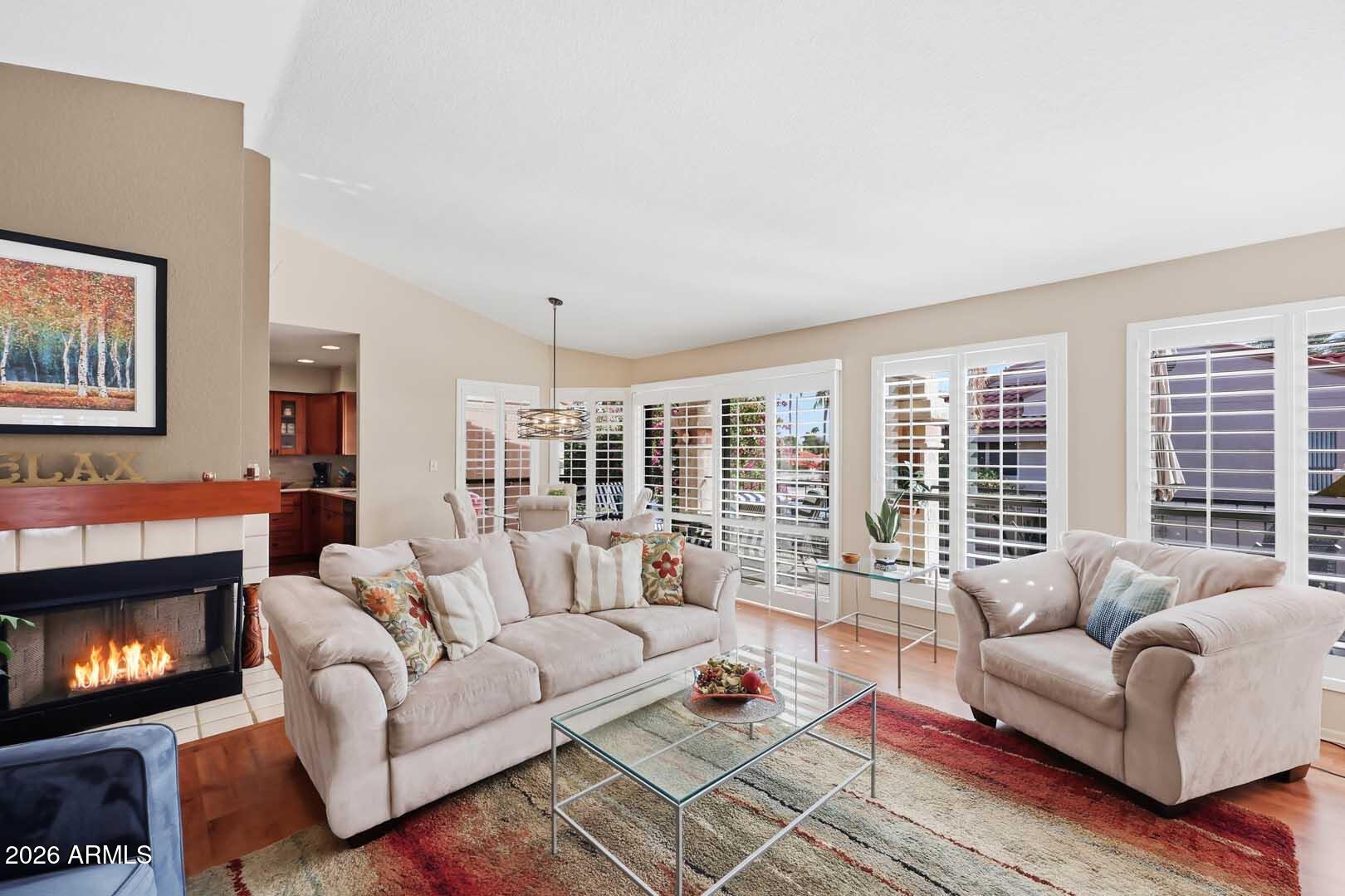 9707 E MOUNTAIN VIEW Road 2459