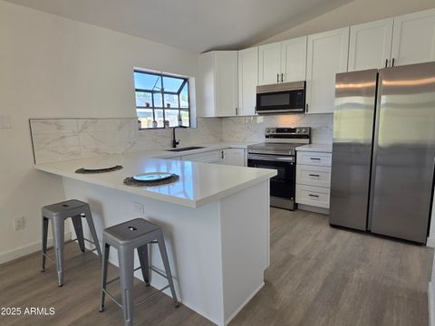 5108 E SHOMI Street Phoenix AZ 85044