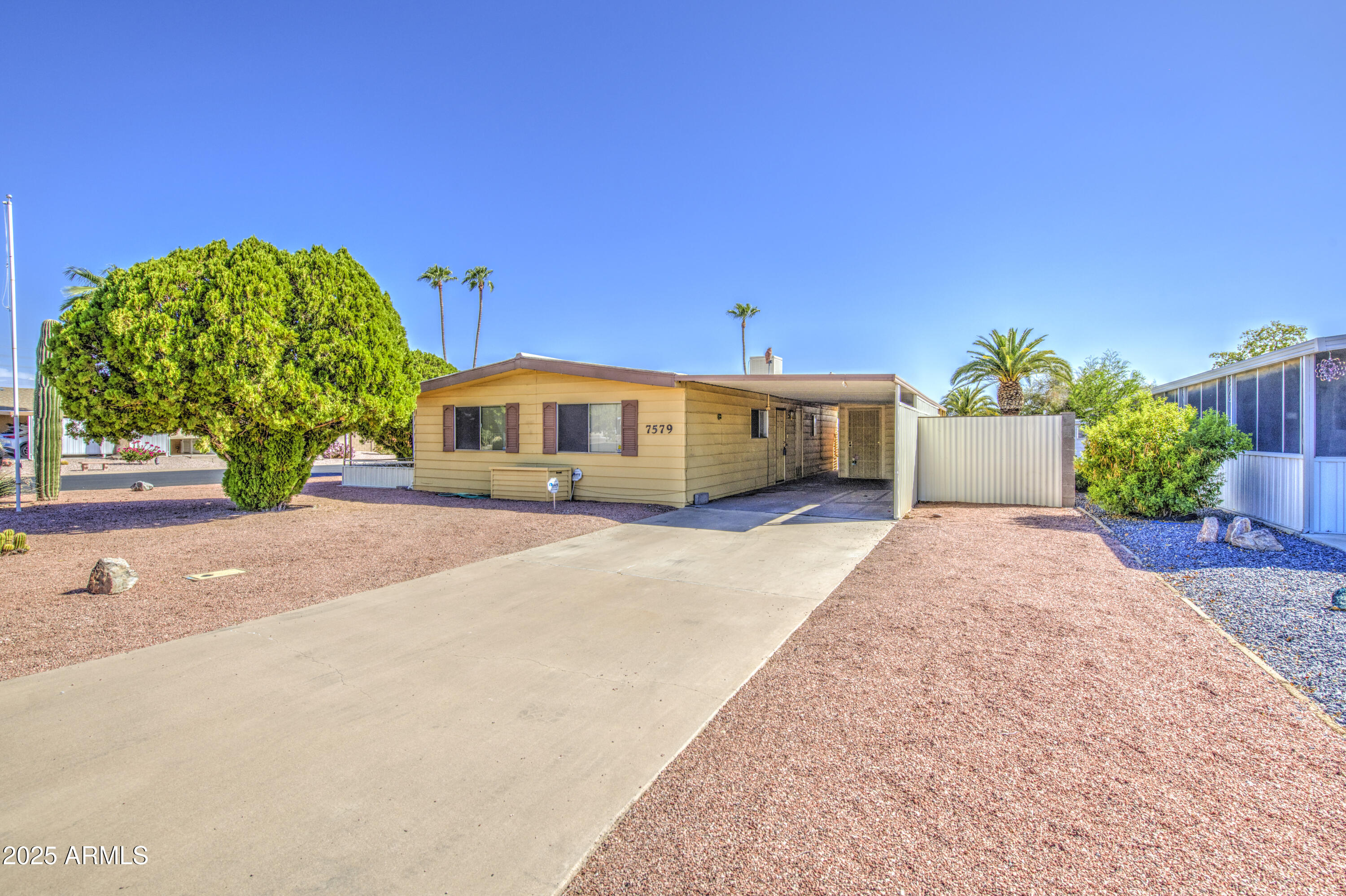 7579 E ARBOR Avenue