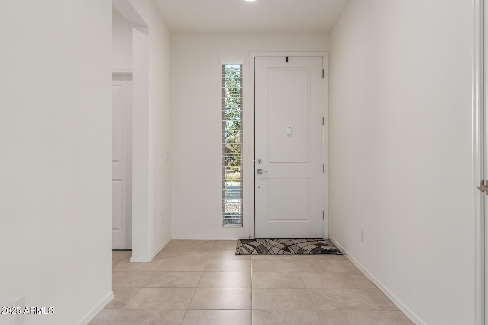 1412 W SONOQUI Boulevard