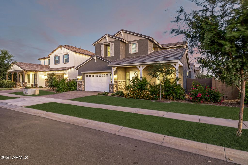 Photo of 3943 E Boot Track Trail, Gilbert, AZ 85296 (MLS # 6932202)