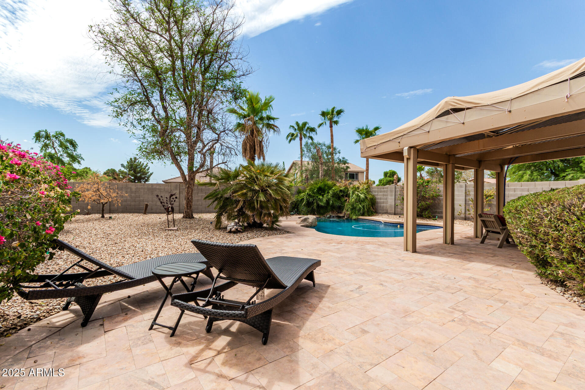 11935 W JACKSON Street