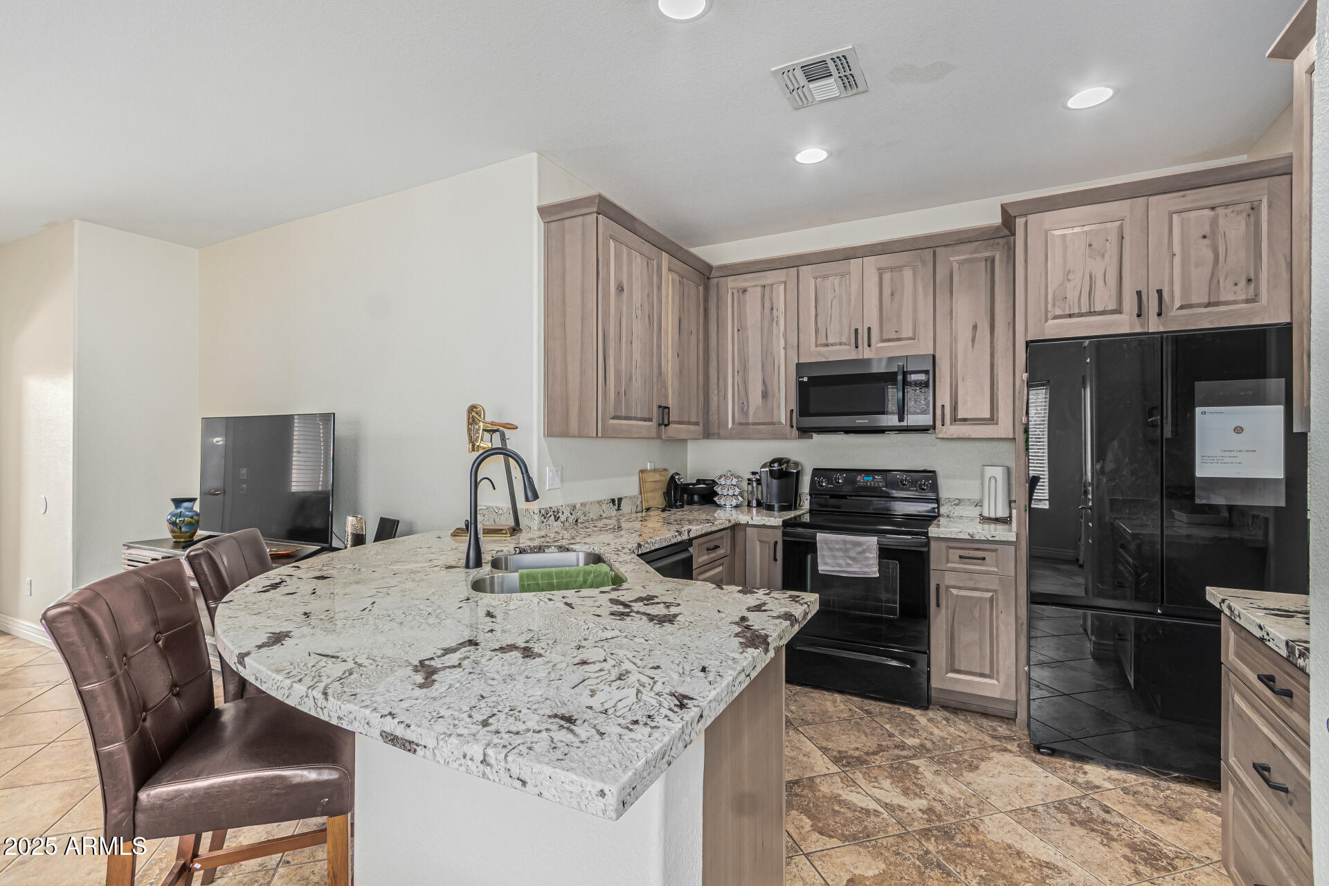 11935 W JACKSON Street