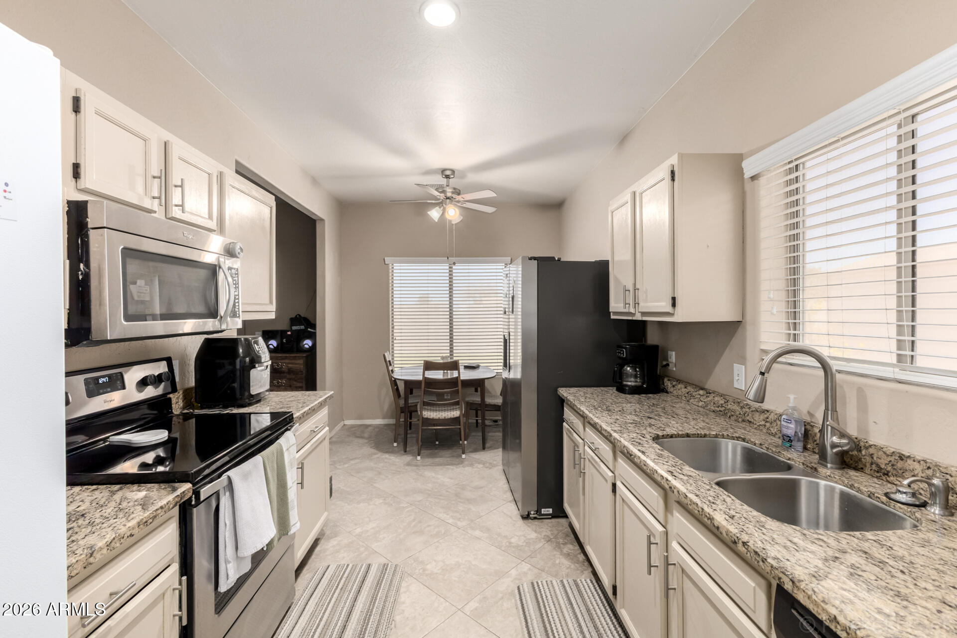ARIZONA CITY - Residential