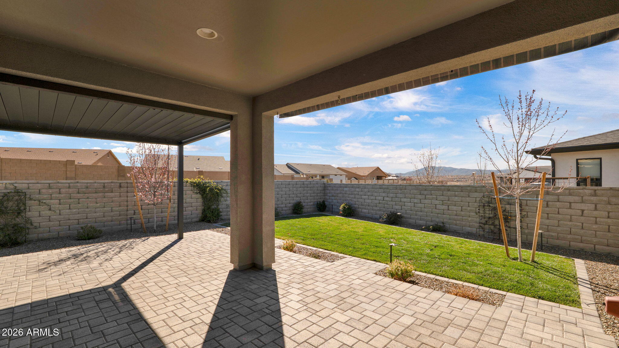 5047 N KINGSLEY Court