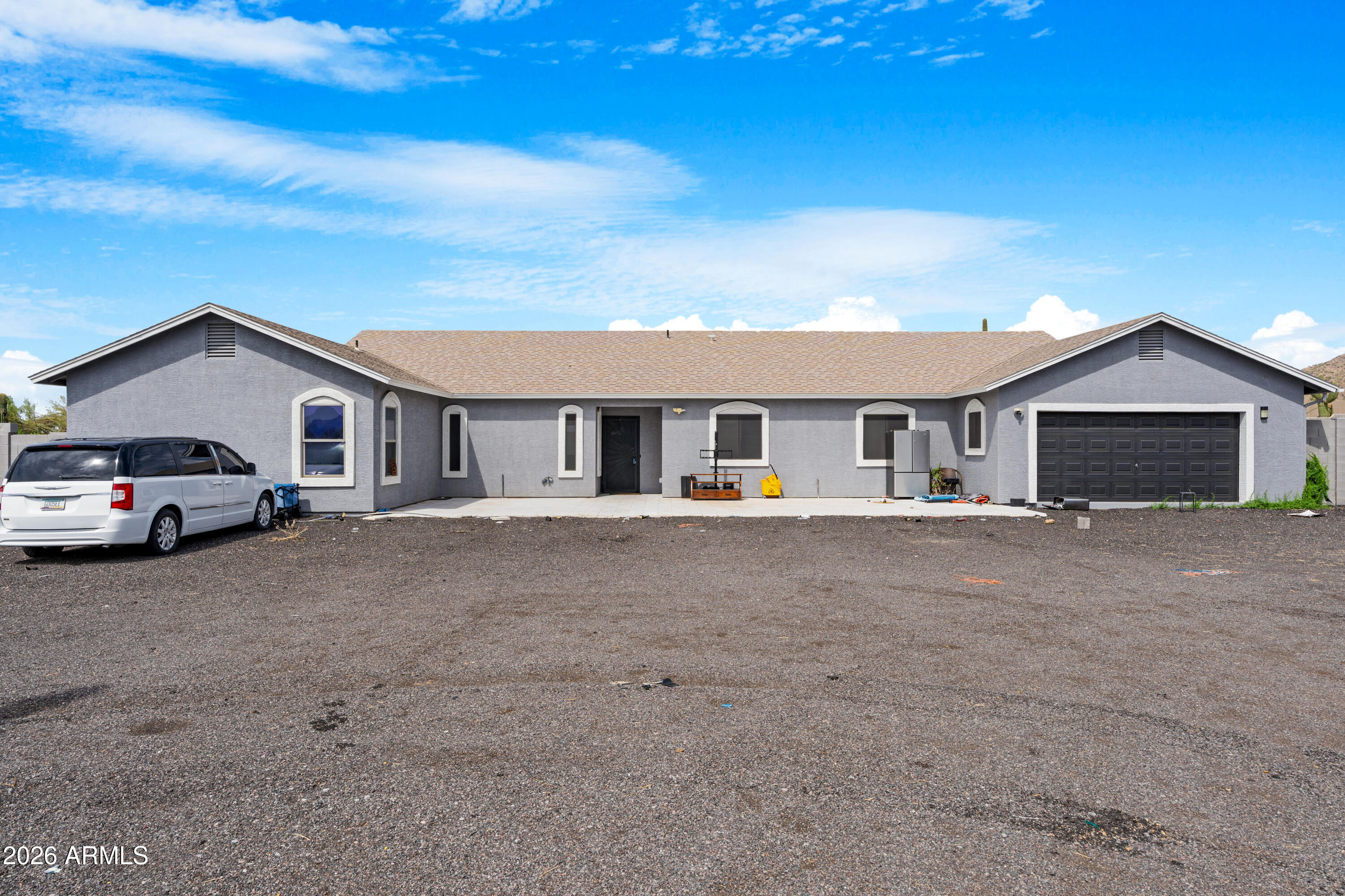 4906 N WARNER Drive