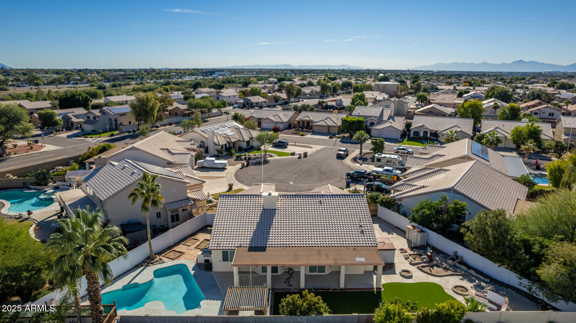 8736 W TIERRA BUENA Lane