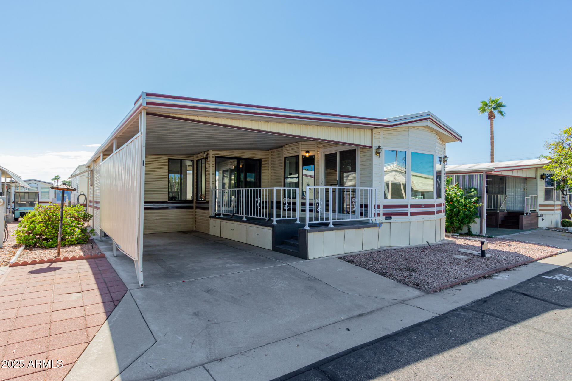 7750 E BROADWAY Road 698