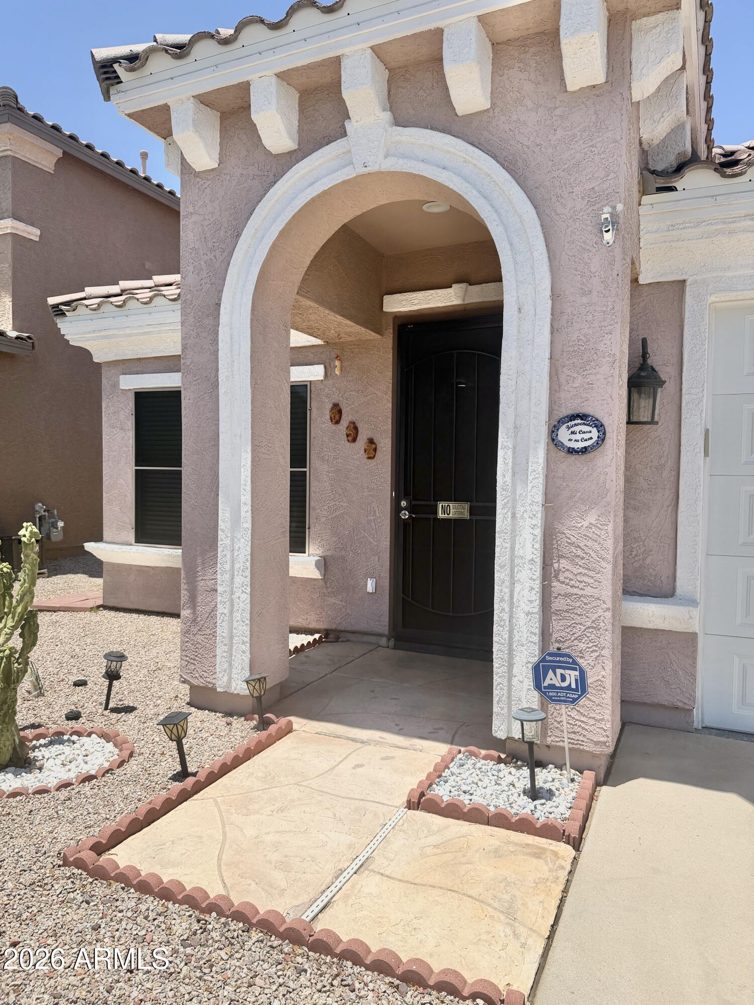 752 E COWBOY COVE Trail
