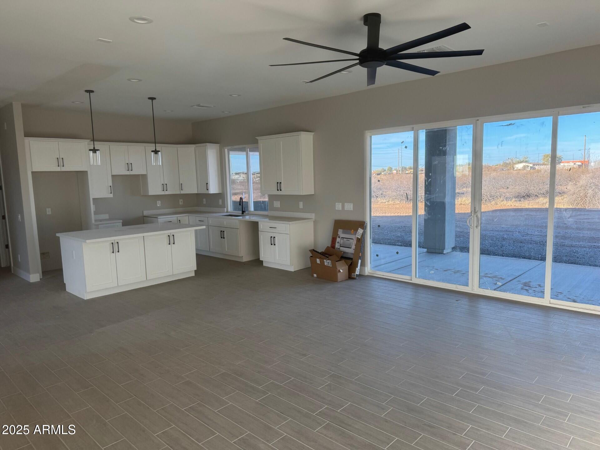 28328 N 220TH Avenue