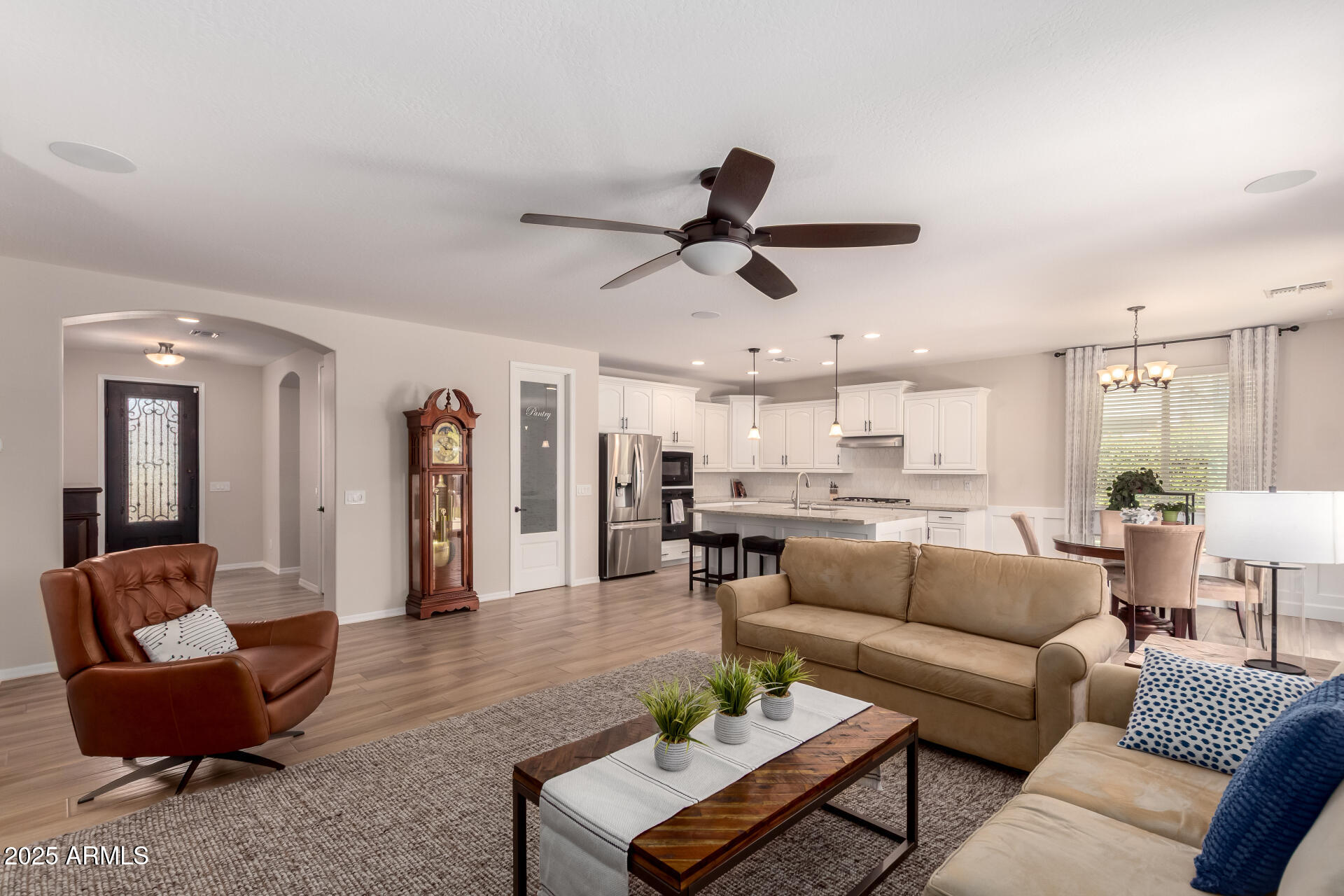 Homes 2 1229 W SYCAMORE Road