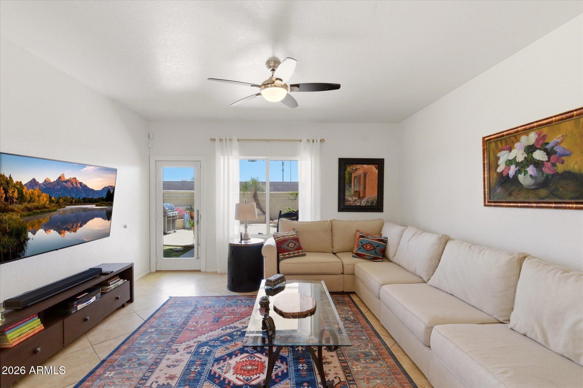 5411 W PONTIAC Drive