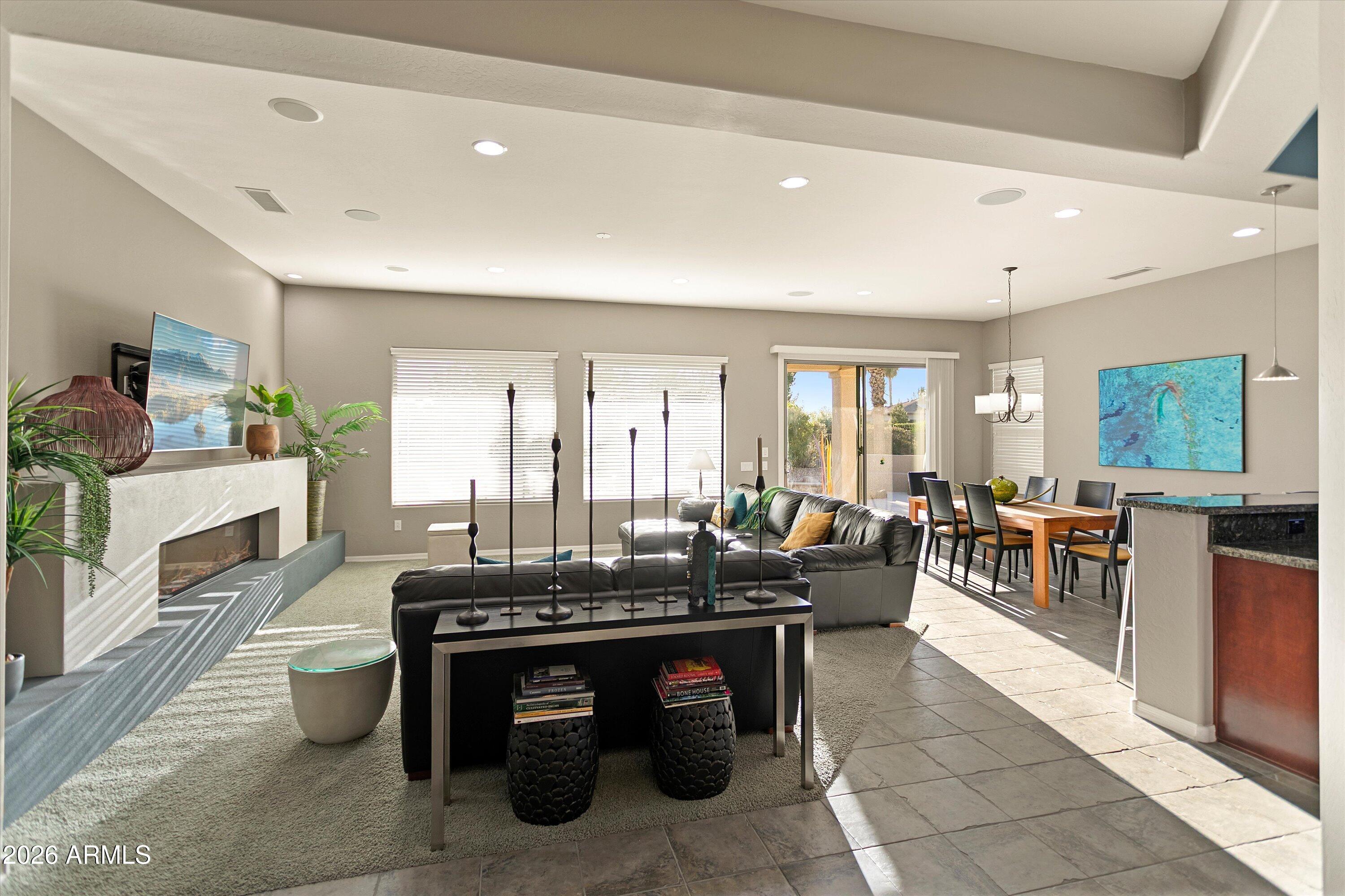 16385 W GLACIER Court