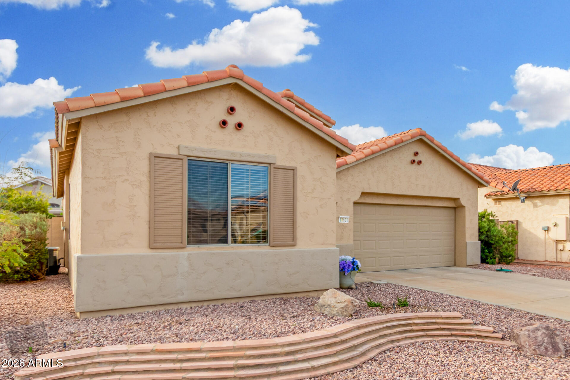 17621 W LOTTEN Drive