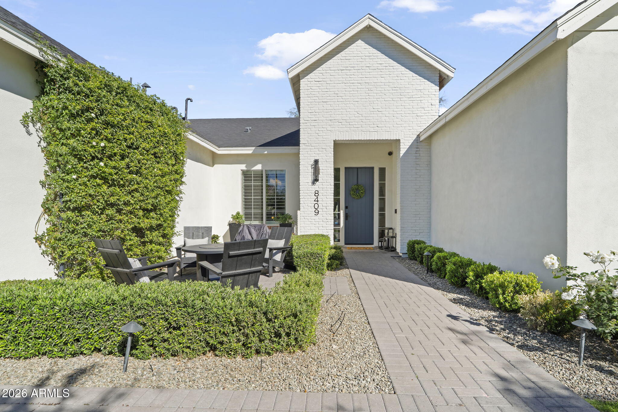 8409 N DILLER GROVE Lane