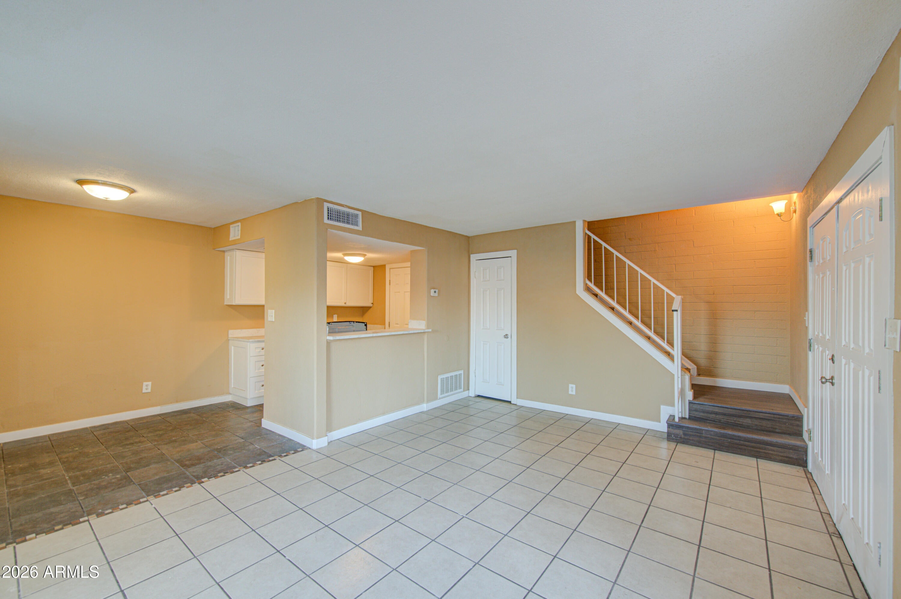 1463 N 53RD Drive