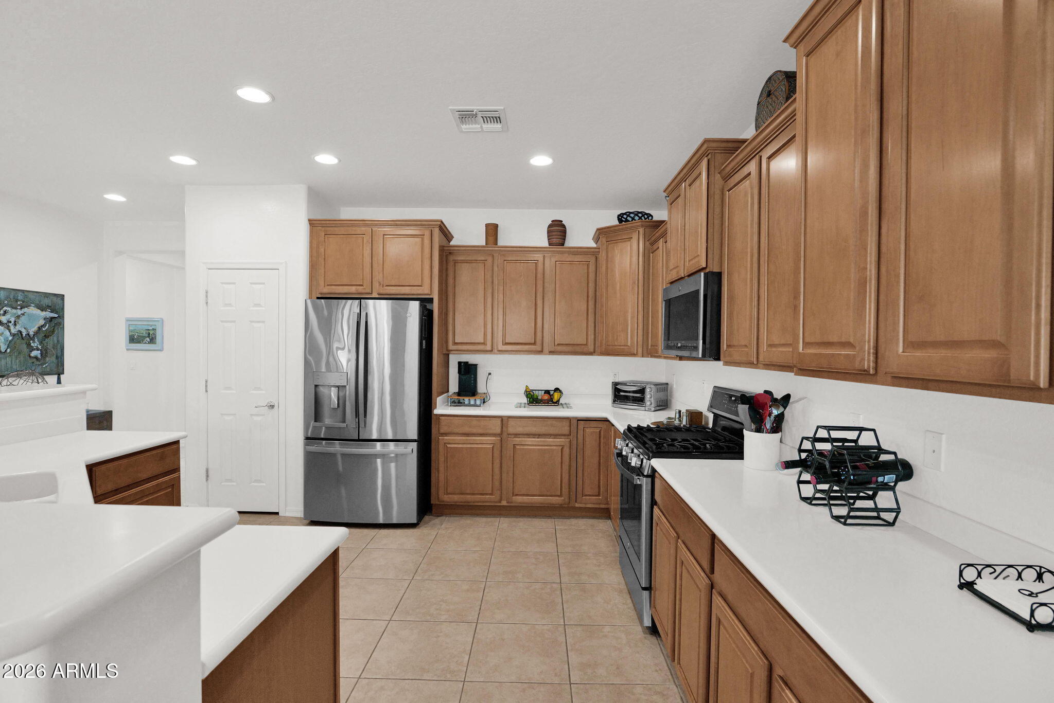 3618 N COLONIAL Court