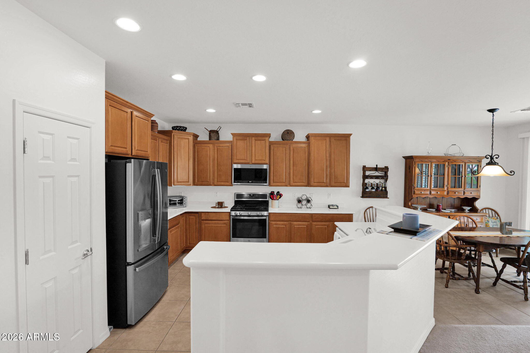 3618 N COLONIAL Court