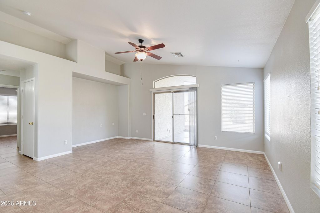 Photo of 3126 E Desert Lane, Gilbert, AZ 85234 (MLS # 6989497)