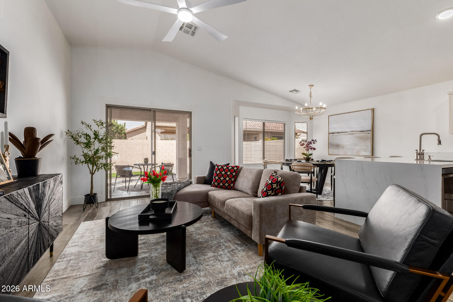 4624 E ALFALFA Drive