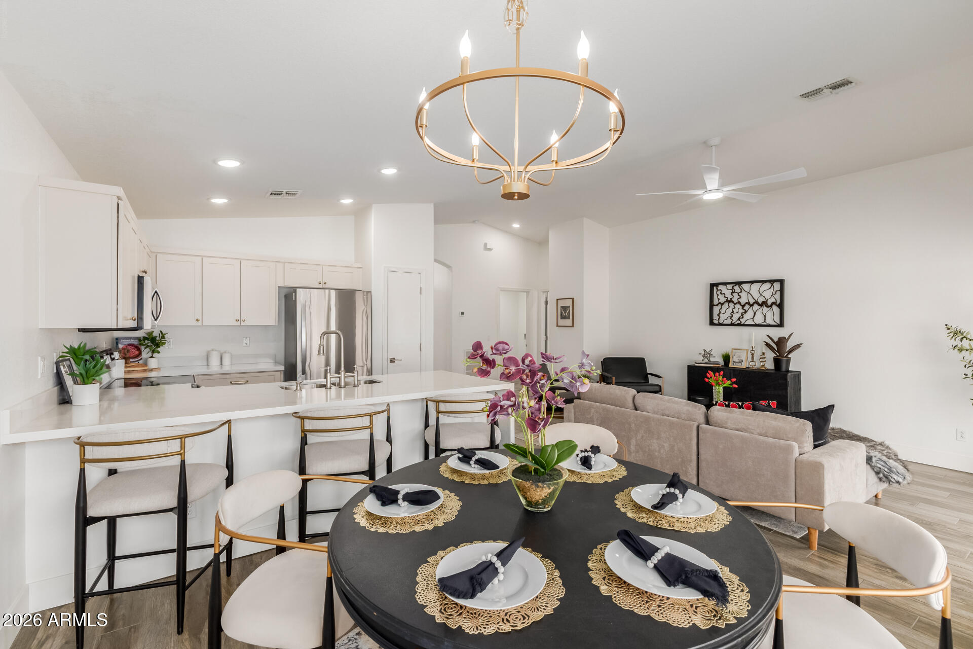 4624 E ALFALFA Drive