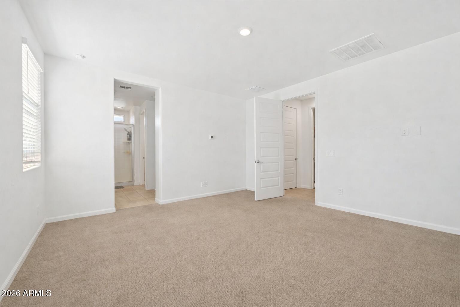 1545 W CARMEN Street