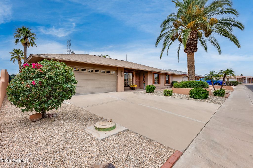Photo of 15408 N 111th Avenue, Sun City, AZ 85351 (MLS # 6931097)
