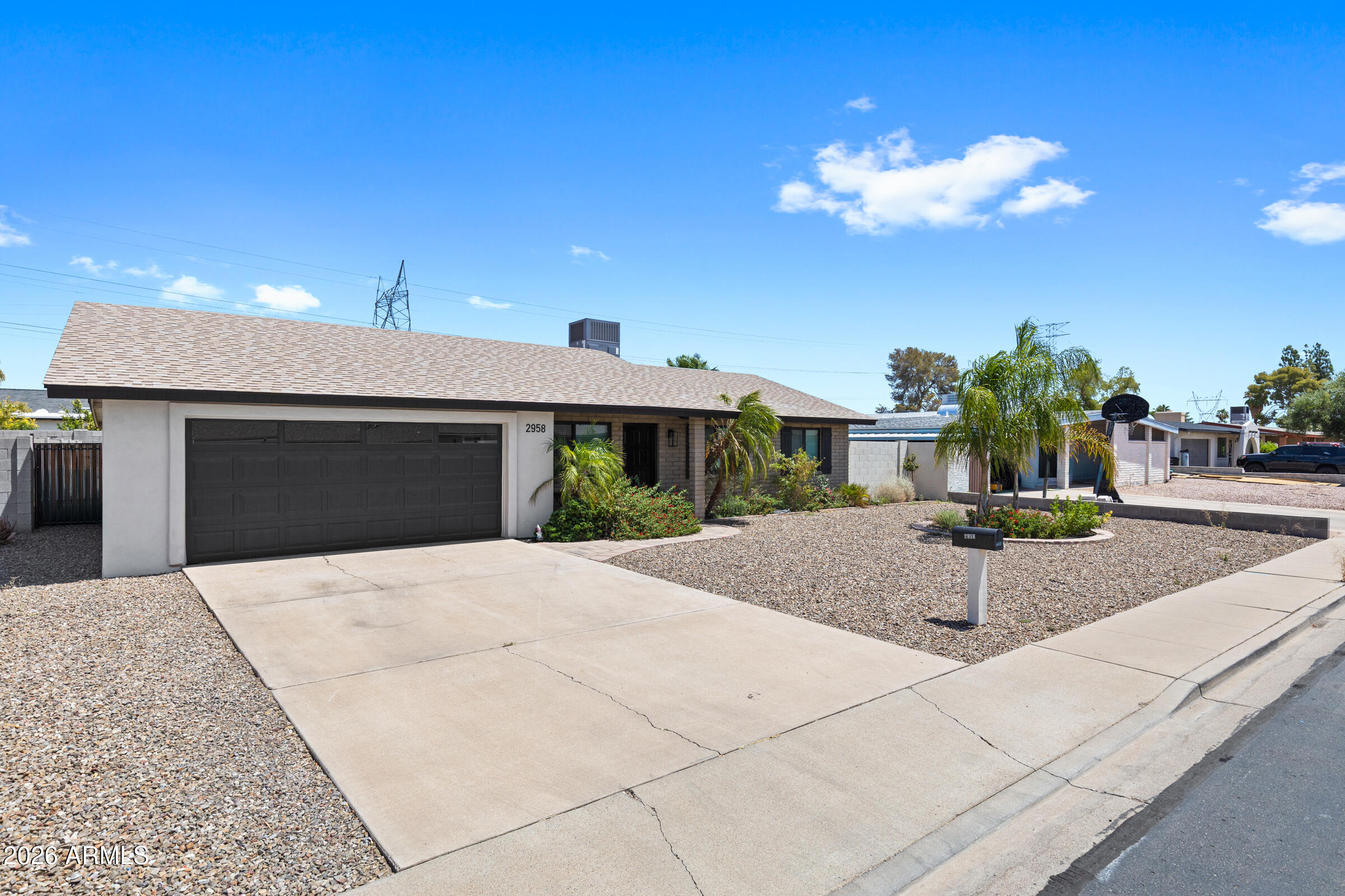 2958 E CONTESSA Street