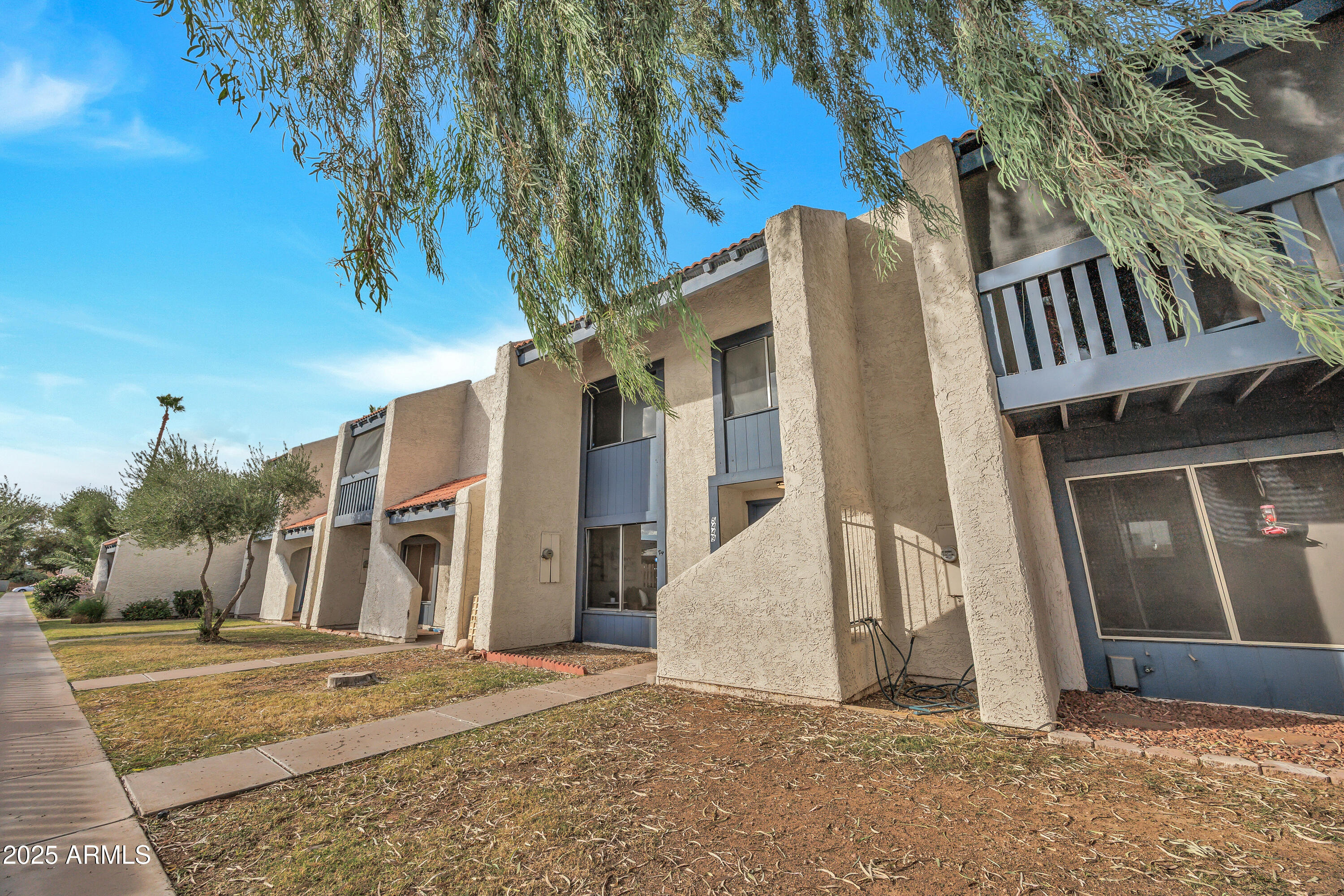 5449 W EL CAMINITO Drive