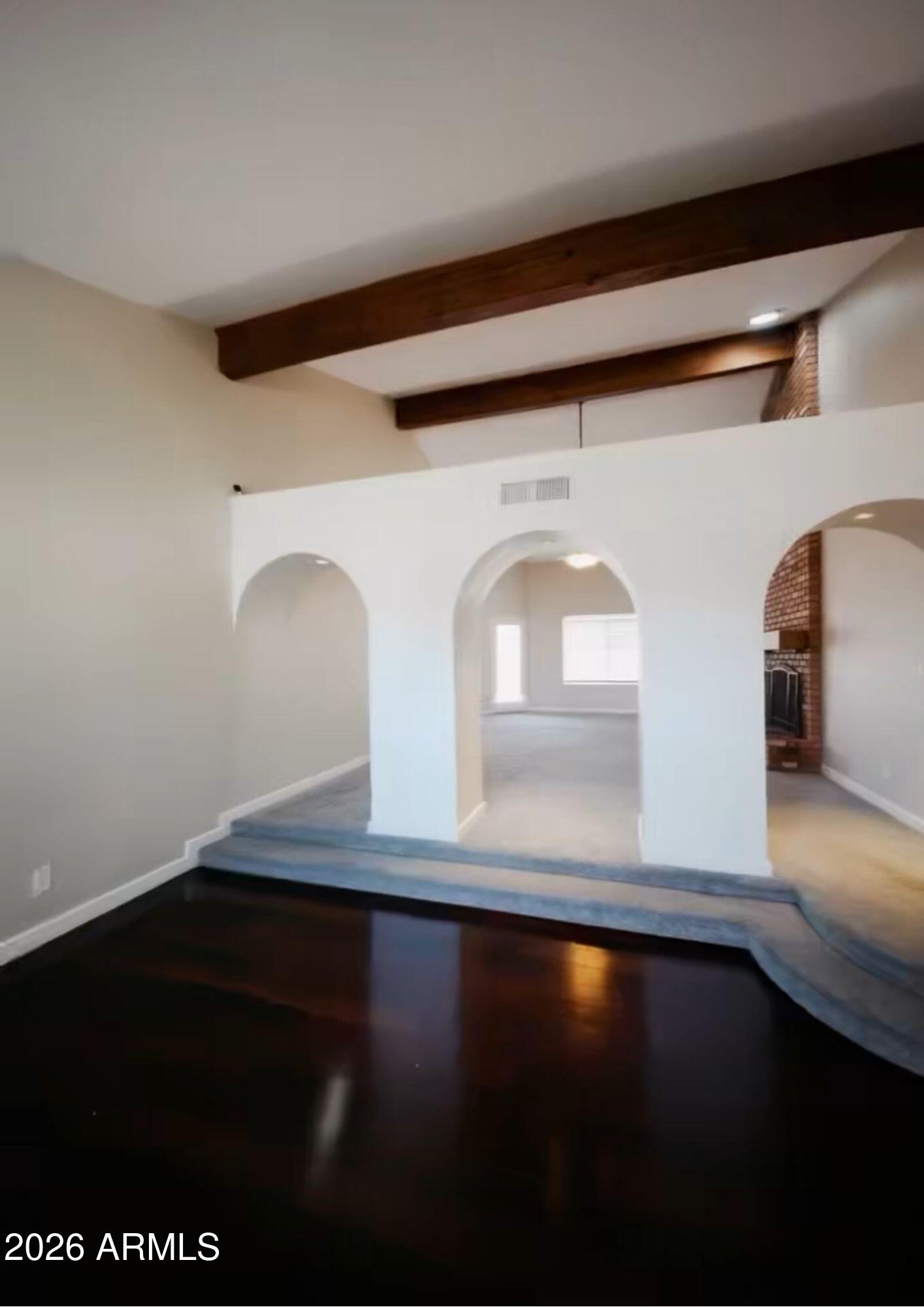 2828 W NORTHVIEW Avenue