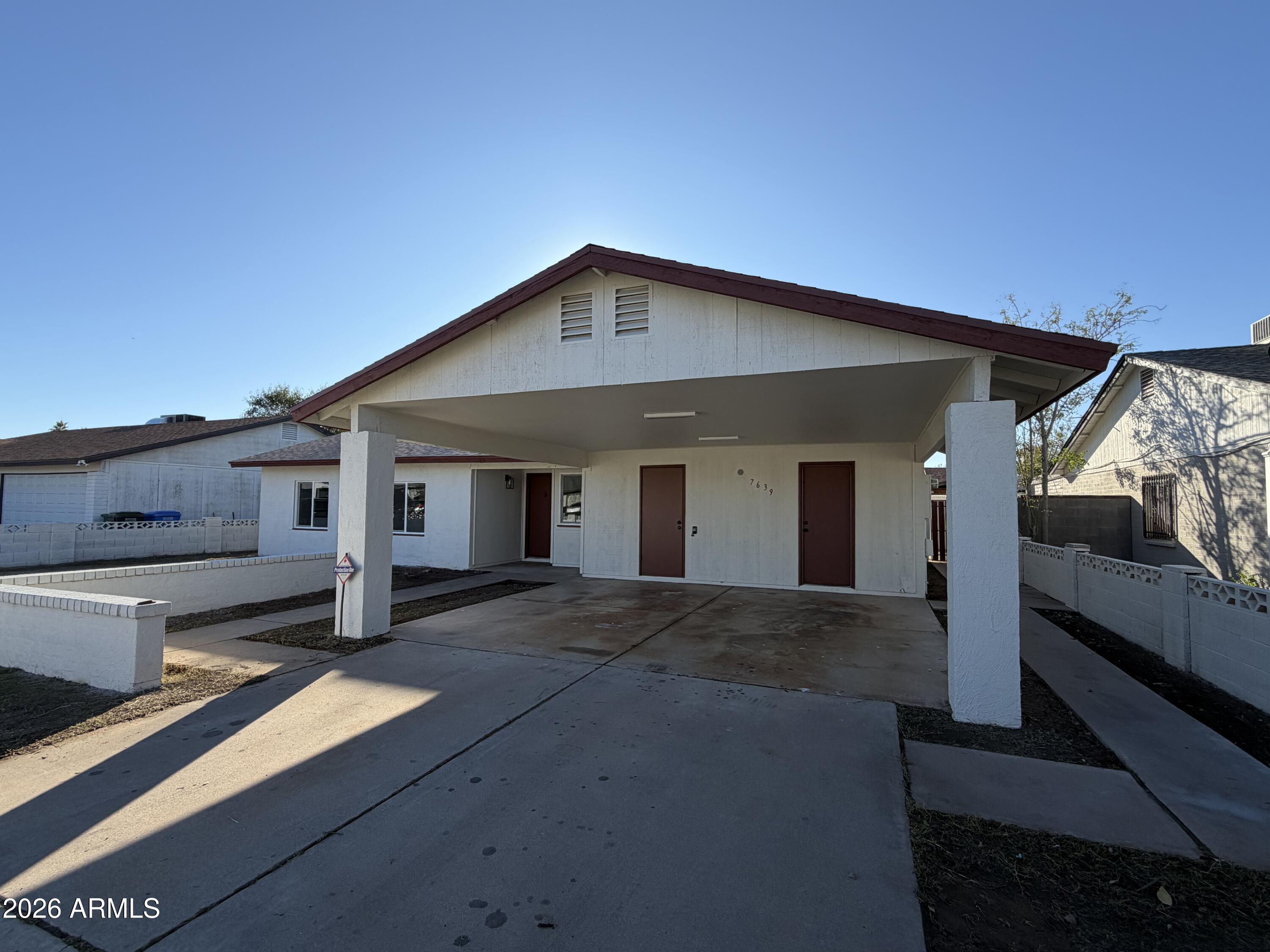 7639 W HEATHERBRAE Drive