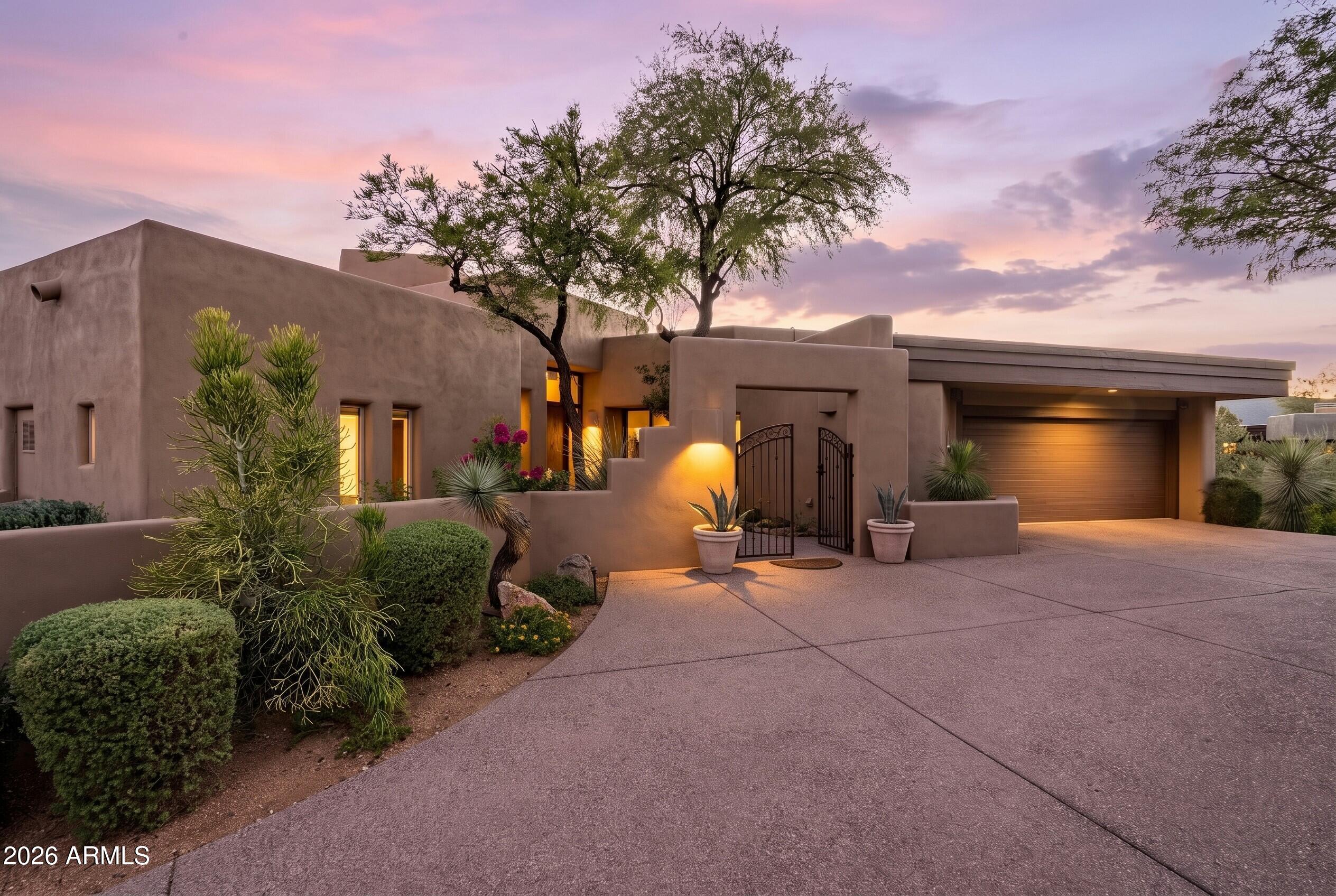 10734 E TAMARISK Way