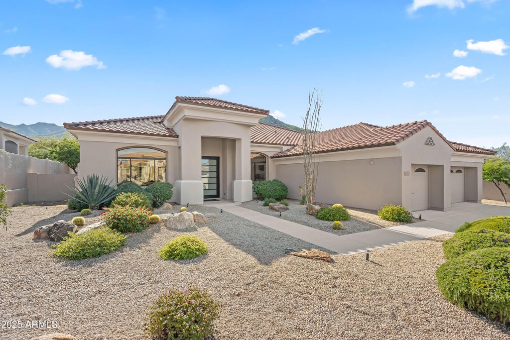 Photo of 11917 E Mariposa Grande Drive, Scottsdale, AZ 85255 (MLS # 6961025)