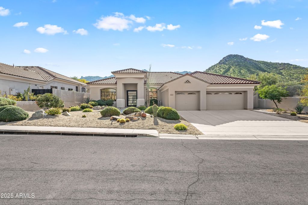 Photo of 11917 E Mariposa Grande Drive, Scottsdale, AZ 85255 (MLS # 6961025)