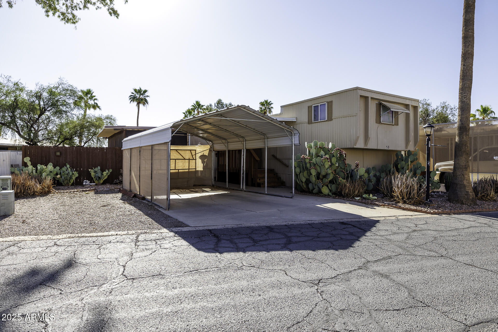 120 W ONEIL Drive 53