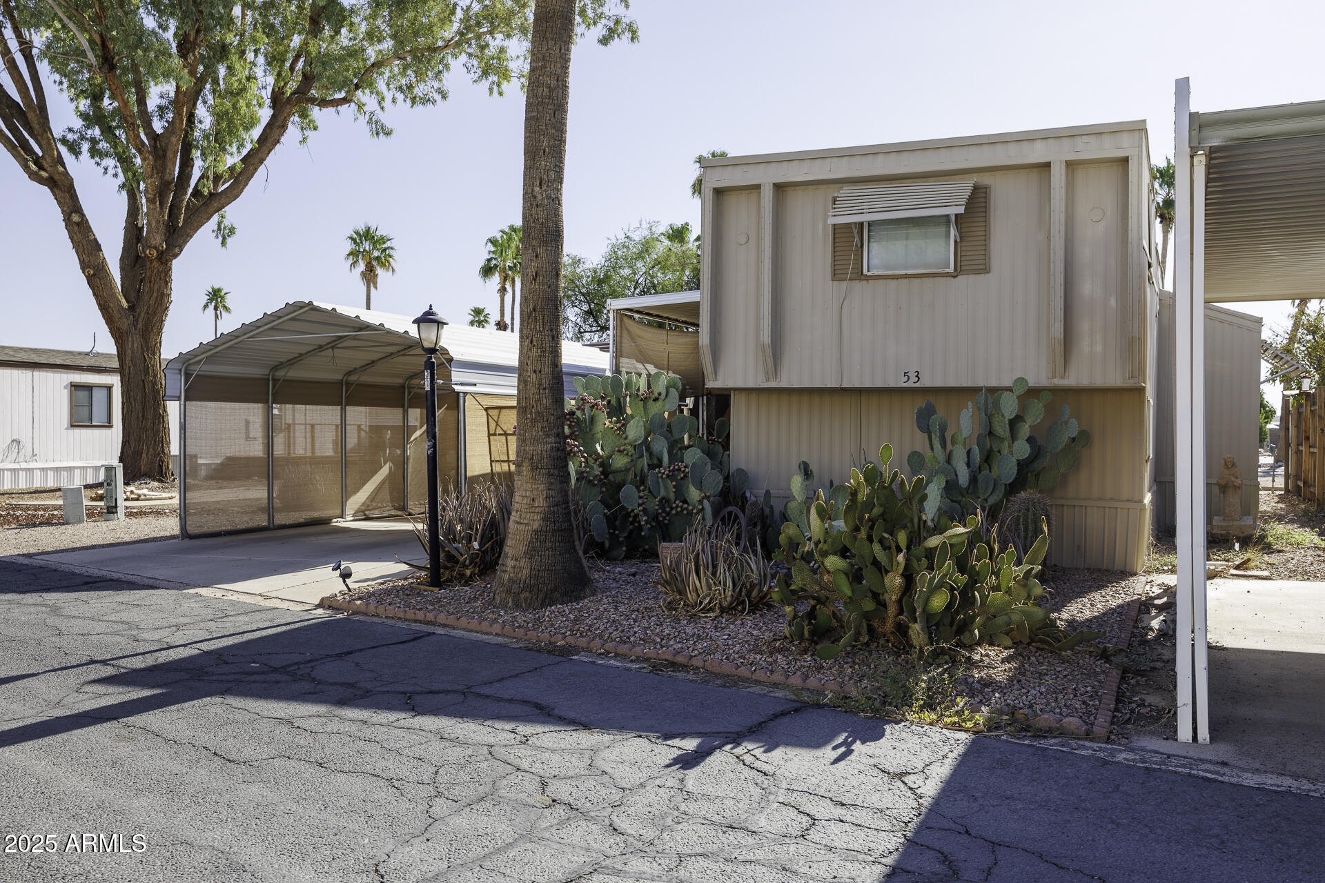 120 W ONEIL Drive 53