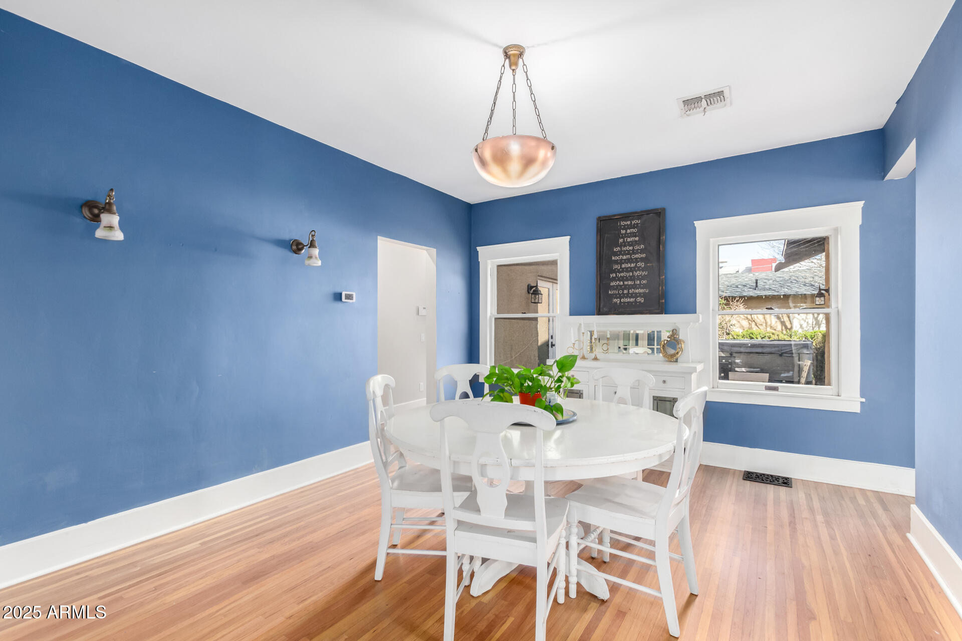 38 W LYNWOOD Street