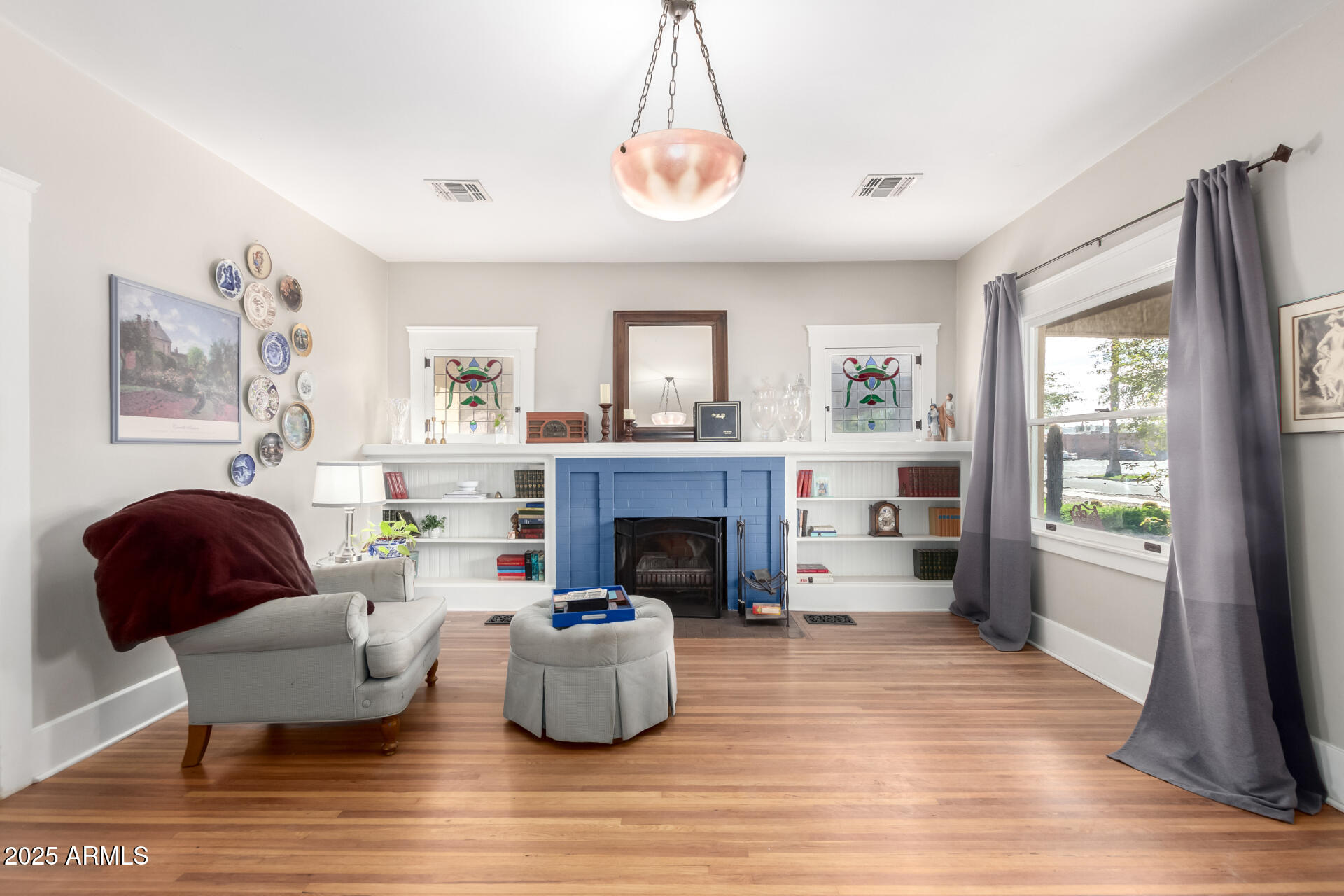 38 W LYNWOOD Street