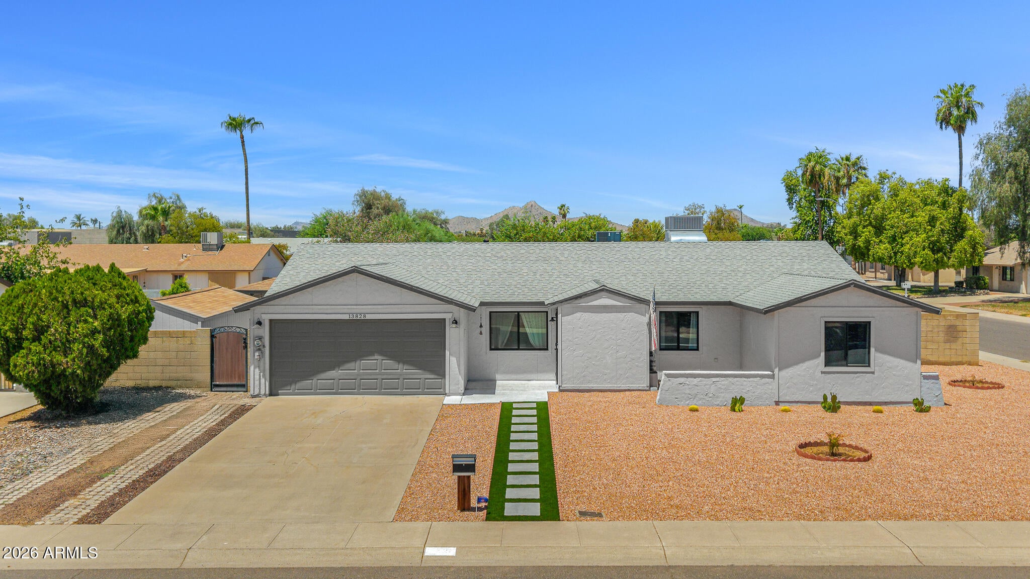 13828 N 41ST Place