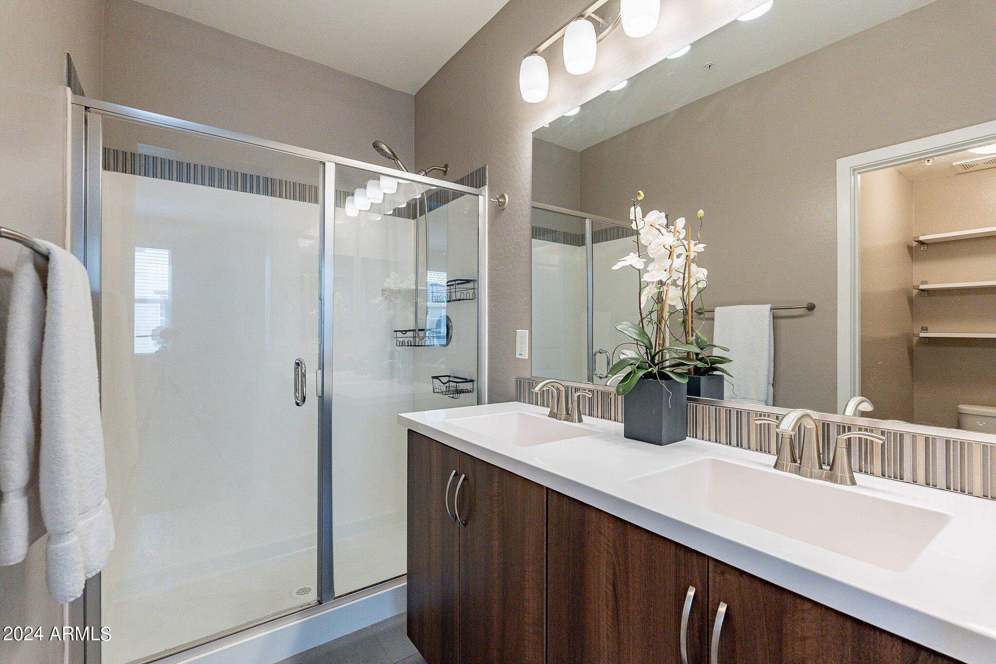 2334 E Huntington Drive