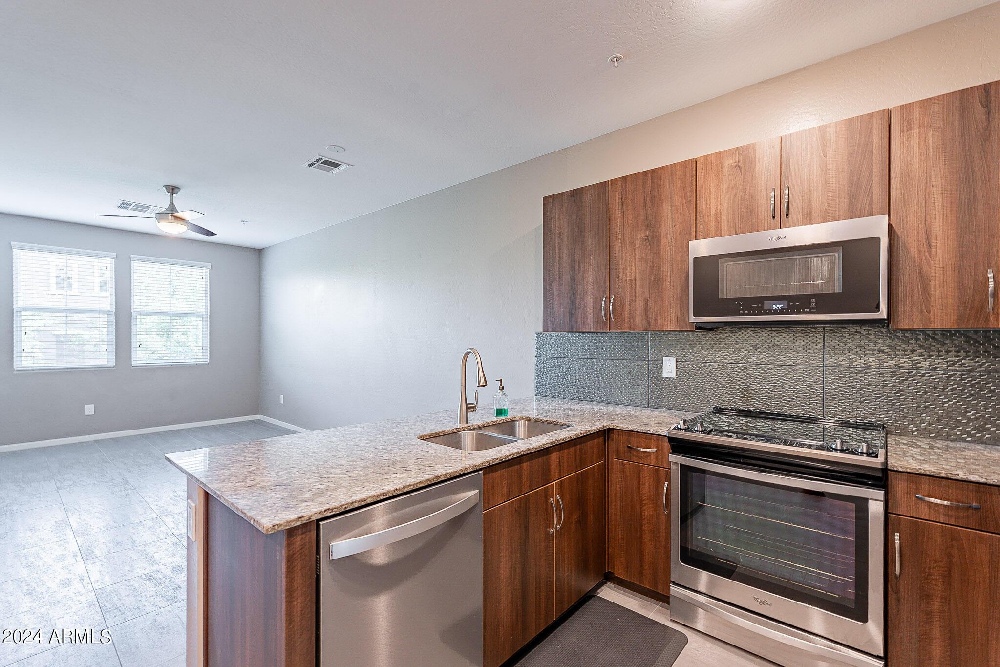 2334 E Huntington Drive