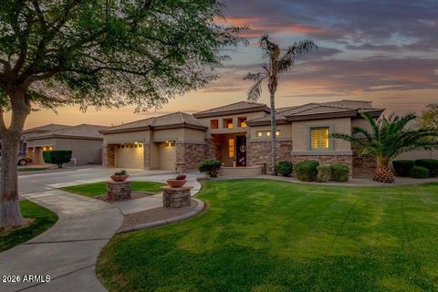 Property photo of 332 W Macaw Drive, Chandler, AZ 85286